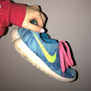 Nike Roshes